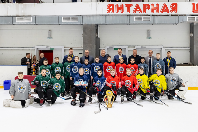 Хоккейная команда калининград